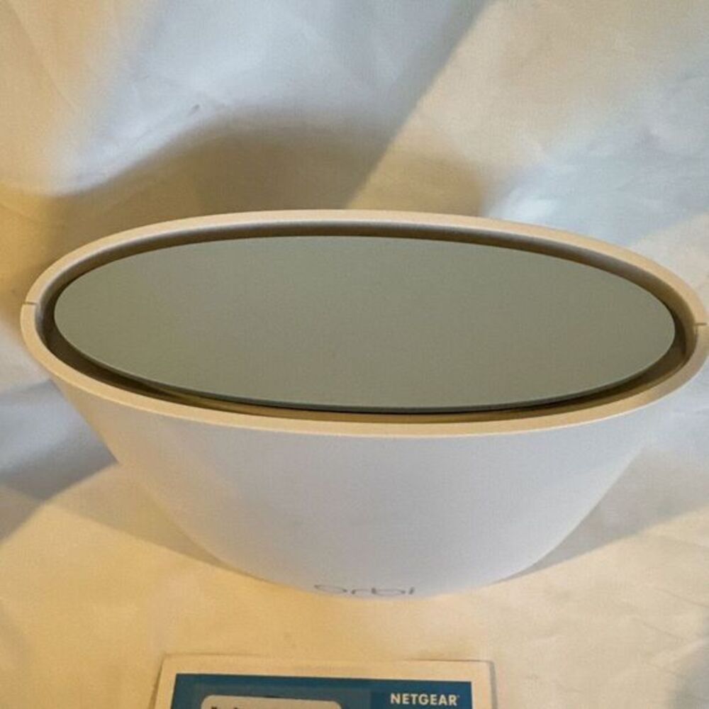 NETGEAR Orbi Model RBR20 Router White Home Mesh WiFi Tri-band - Picture 4 of 6